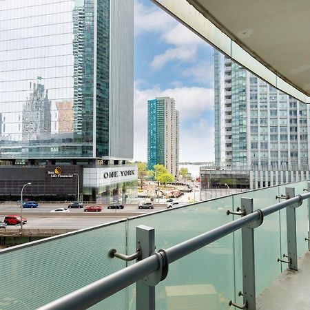 Downtown Toronto Condo Near Cn Tower, Mtcc, Rogers Center , Union Station Exteriör bild