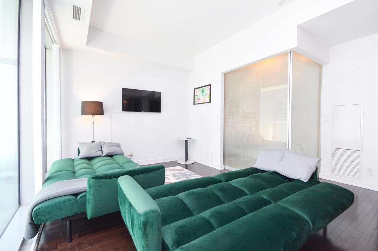 Downtown Toronto Condo Near Cn Tower, Mtcc, Rogers Center , Union Station Exteriör bild