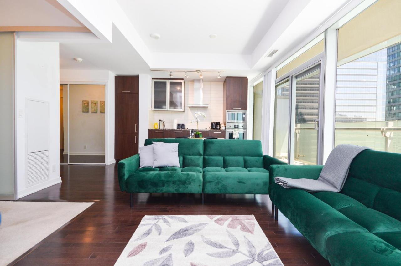 Downtown Toronto Condo Near Cn Tower, Mtcc, Rogers Center , Union Station Exteriör bild