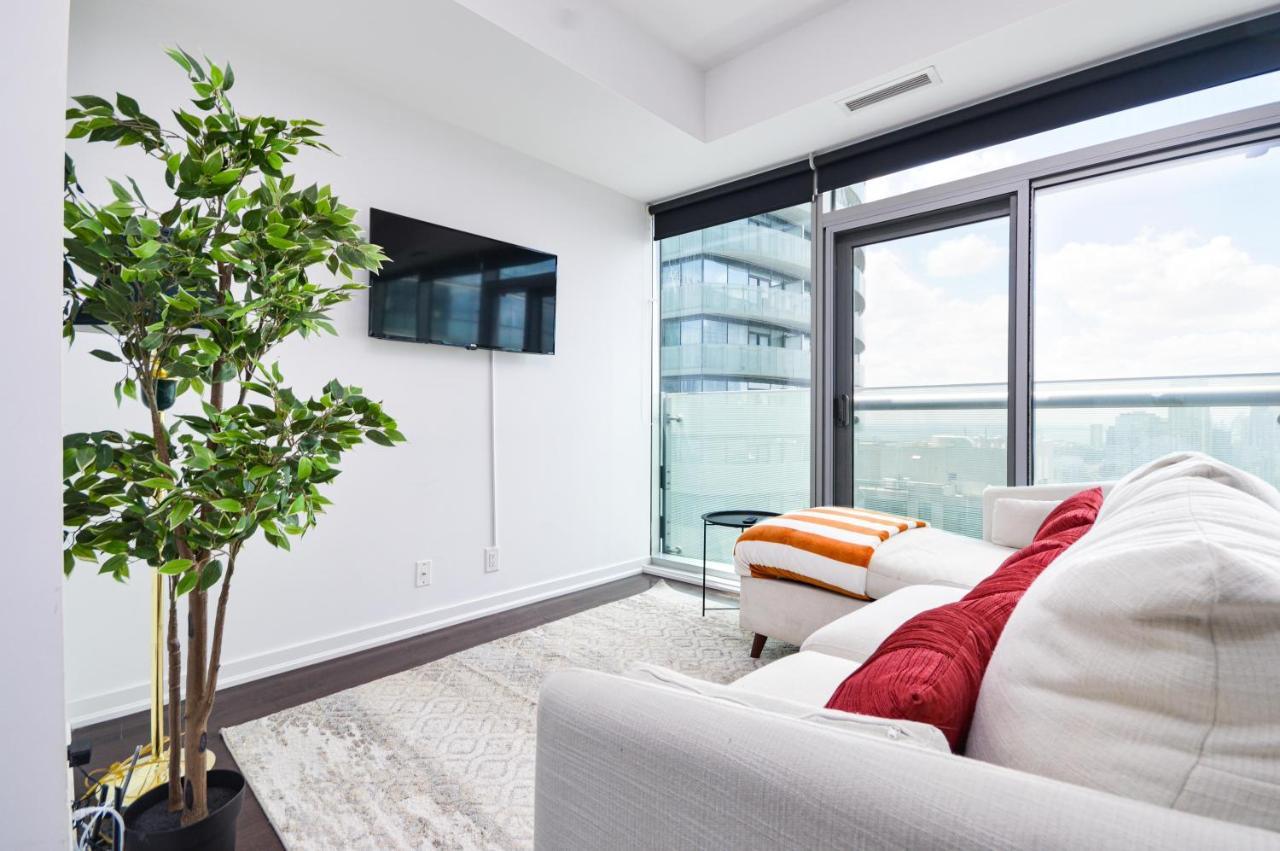 Downtown Toronto Condo Near Cn Tower, Mtcc, Rogers Center , Union Station Exteriör bild