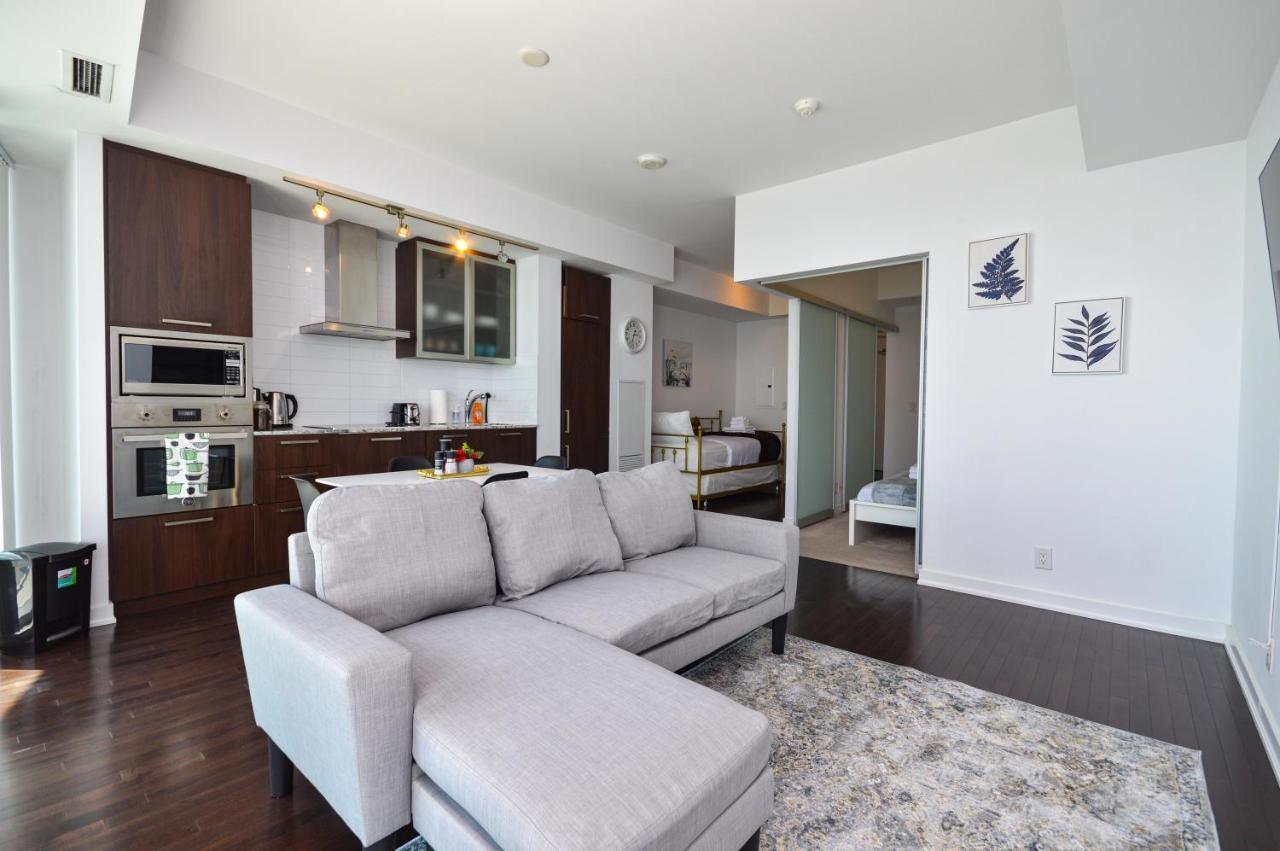 Downtown Toronto Condo Near Cn Tower, Mtcc, Rogers Center , Union Station Exteriör bild